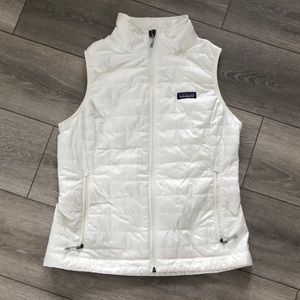 Patagonia White Vest size S